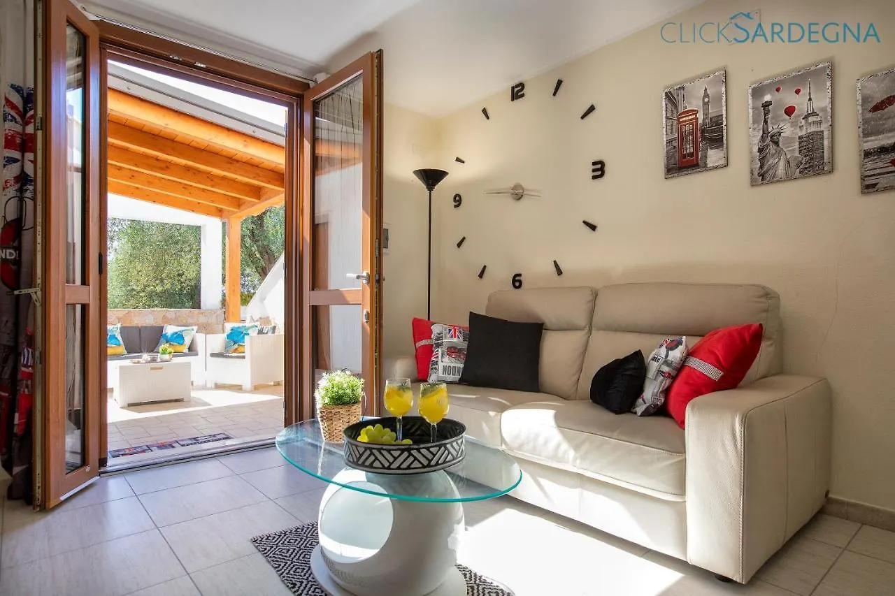 Clicksardegna Villa Brionis Sea View, 7 Bedrooms, 5 Bathrooms And 3 Kitchens Alguer